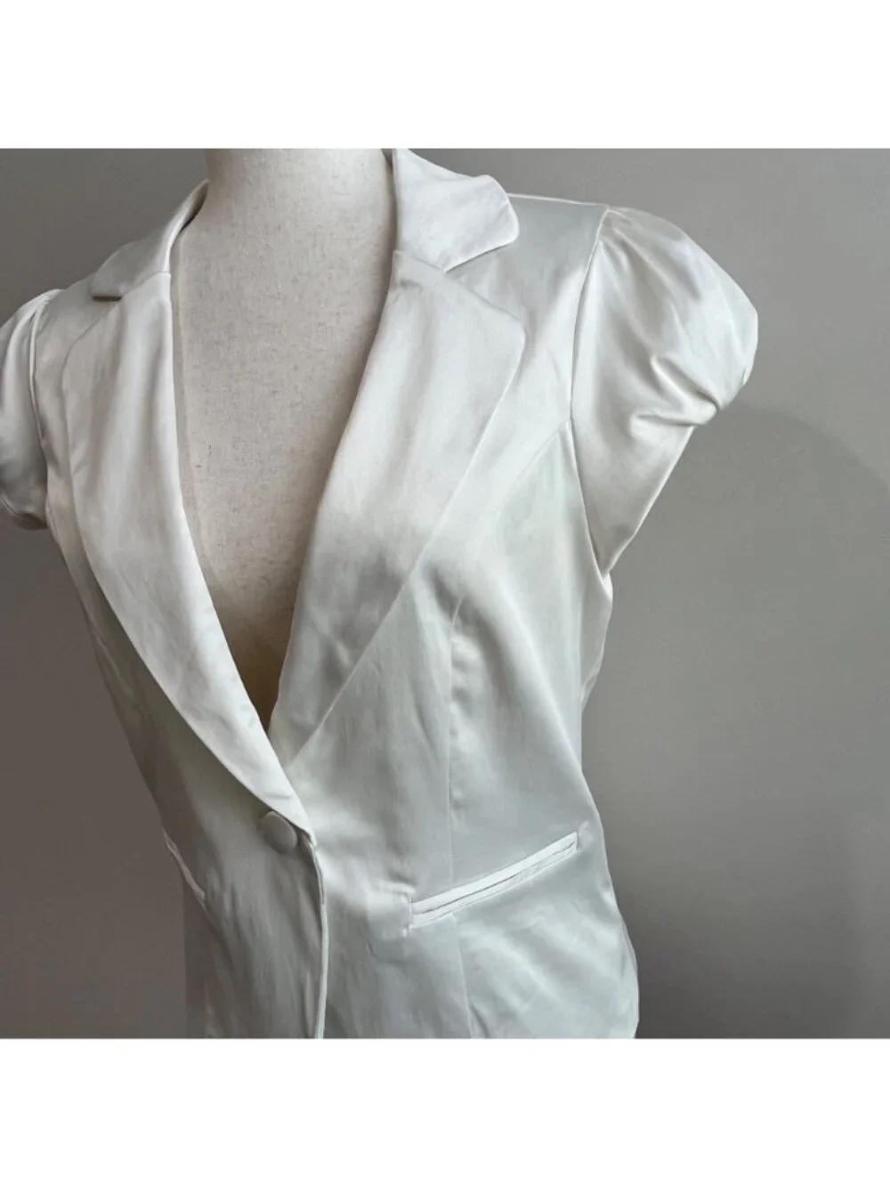 Wet Seal Short Sleeve Blazer Womens L Ivory Satin Single Button Cinched Y2K